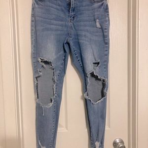 RUE 21 Curvy Jeggings, Distressed, Ankle, Hi-Rise, medium Wash, Size 12